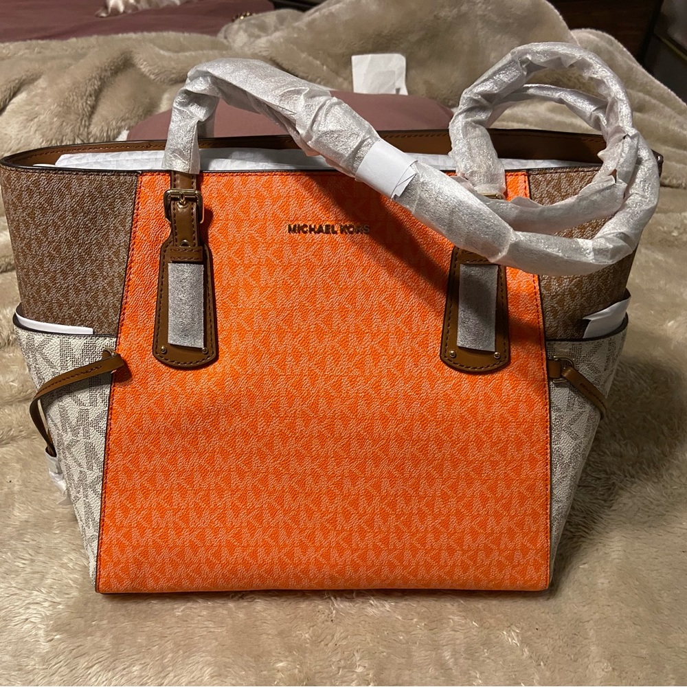 NWT Michael Kors tote